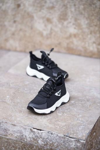 عکس فروشگاه کفش بچگانه کفشدوزک