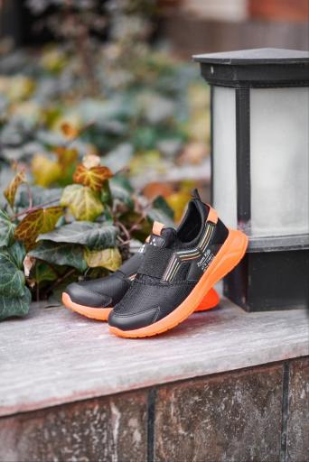 عکس فروشگاه کفش بچگانه کفشدوزک