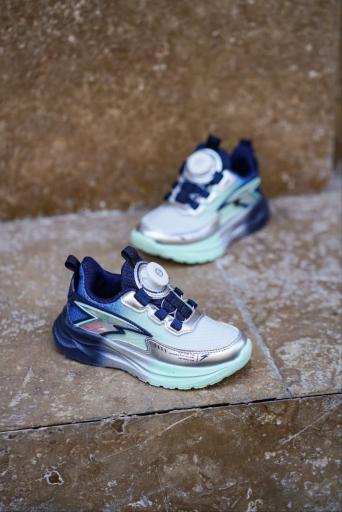 عکس فروشگاه کفش بچگانه کفشدوزک