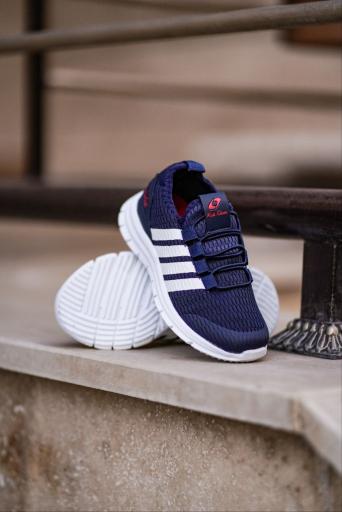 عکس فروشگاه کفش بچگانه کفشدوزک