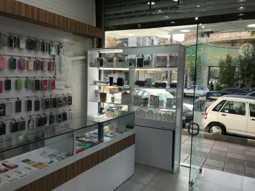 عکس موبایل استور