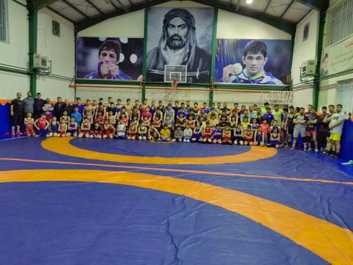 عکس سالن کشتی مدرس 