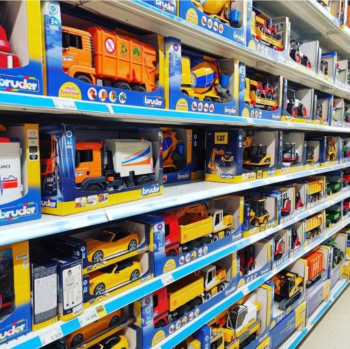 عکس فروشگاه اسباب بازی بی توی