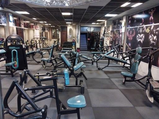 عکس باشگاه بدنسازی هژبر