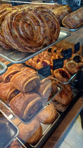 عکس نان شهر