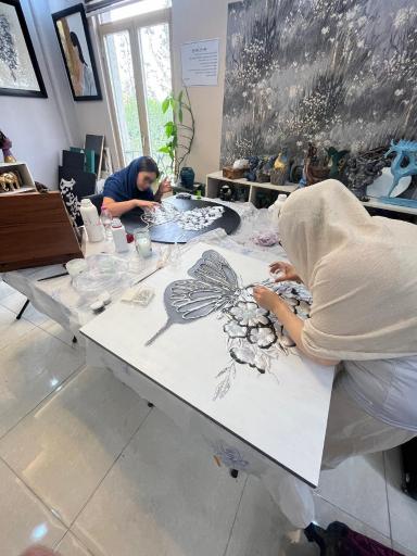 عکس آموزشگاه نقاشی نسیم رنگها