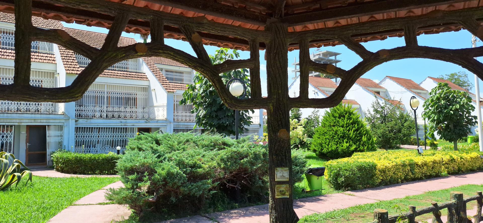 عکس مهمانسرای جمعیت هلال احمر عباس آباد 