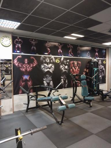 عکس باشگاه بدنسازی هژبر