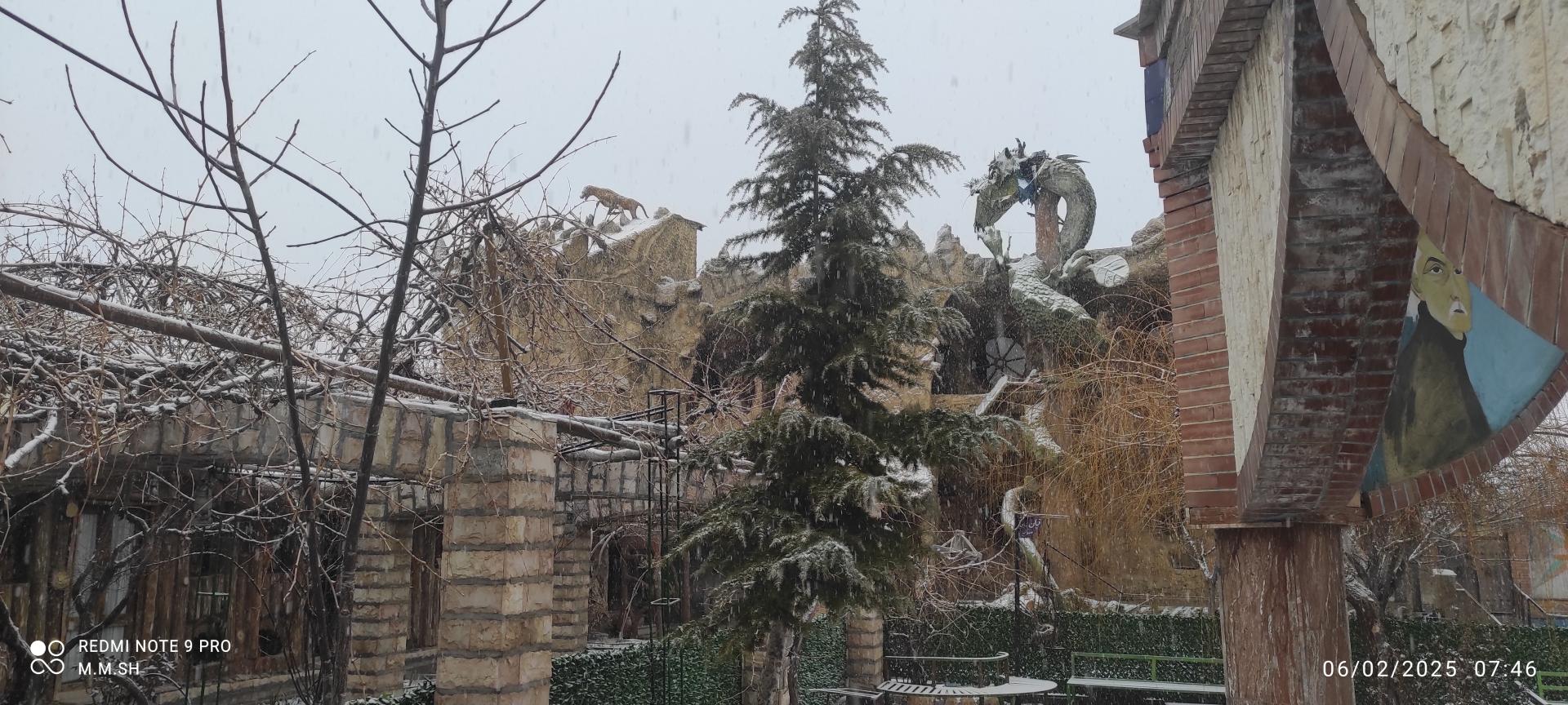 عکس سرای جهانگردی سمیرامیس