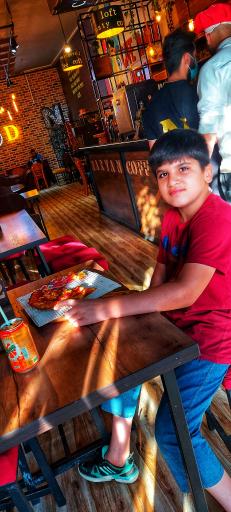 عکس کافه رستوران نارون