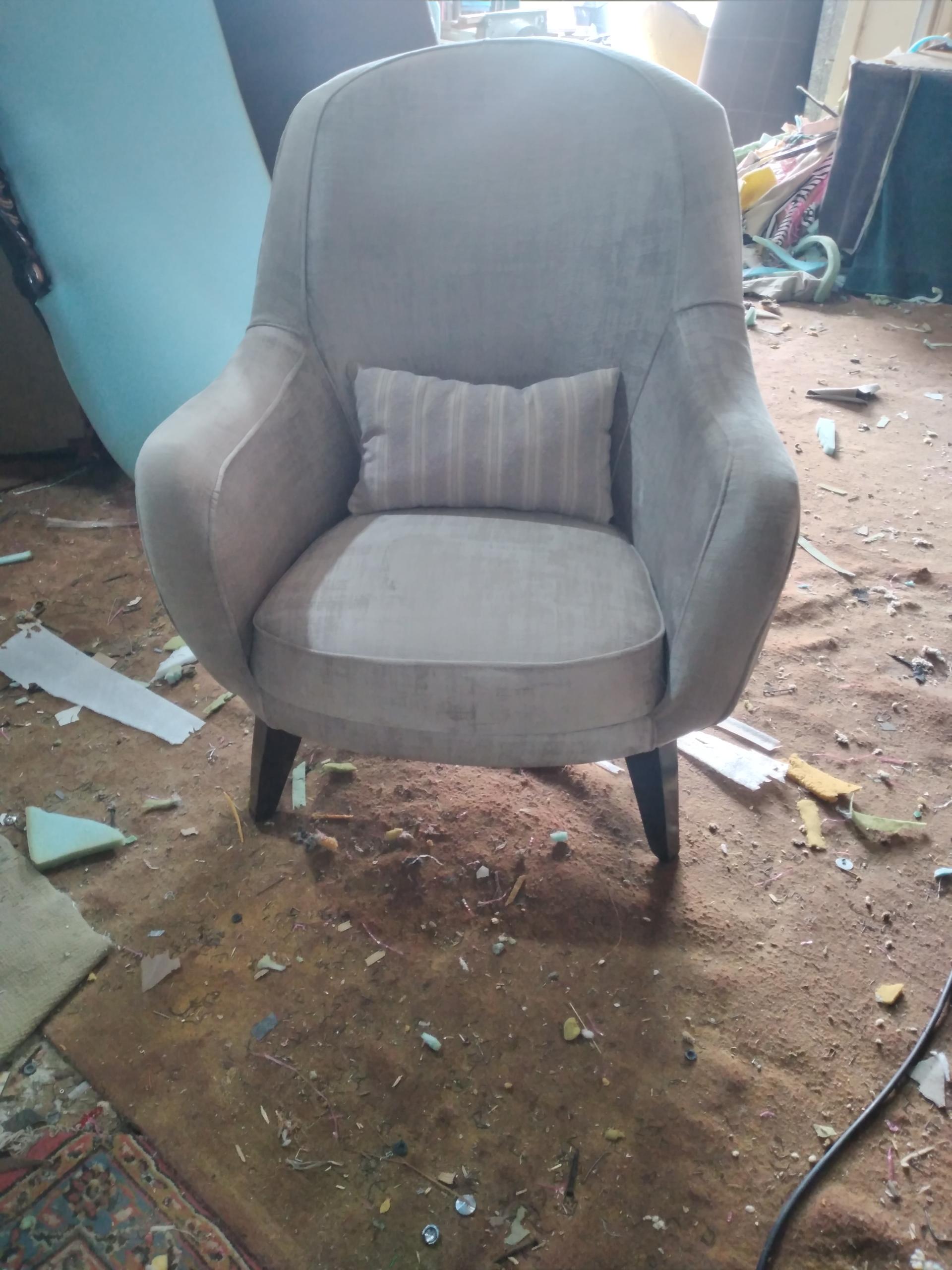 عکس تعمیرات مبل بلوط سبز