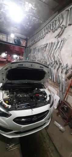 عکس امدادخودرو و اگزوزسازی ناصر