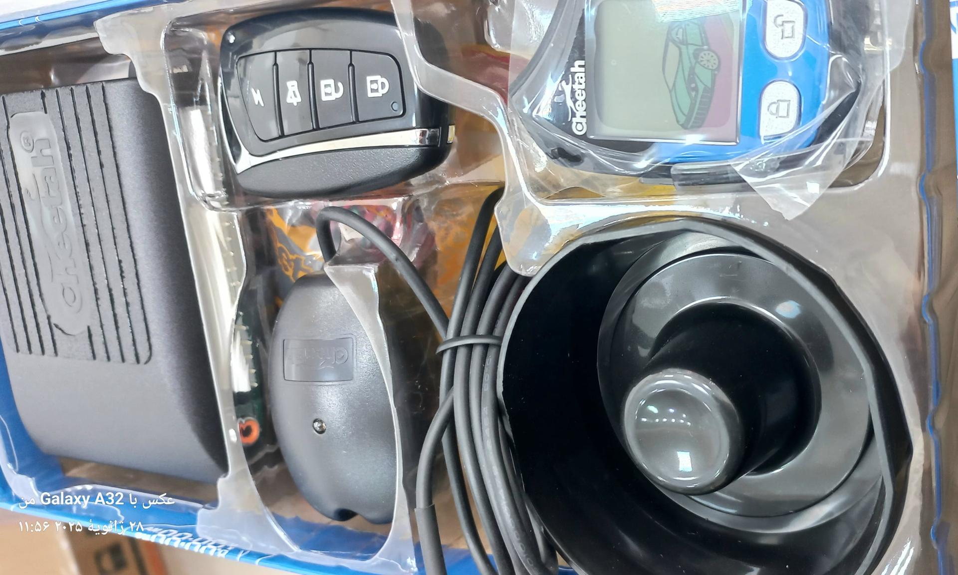 عکس دزدگیر و ردیاب خودرو جاوید