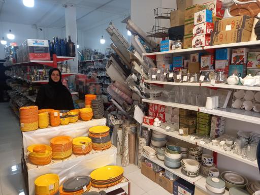 عکس ارزانکده ظروف پلاستیکی و لوازم آشپزخانه صدف