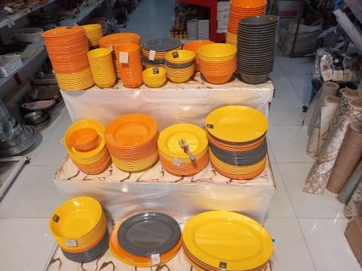 عکس ارزانکده ظروف پلاستیکی و لوازم آشپزخانه صدف