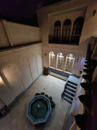 عکس خانه تاریخی ایروانی