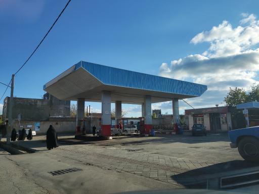 عکس پمپ بنزین