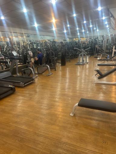 عکس باشگاه ورزشی ارمگان