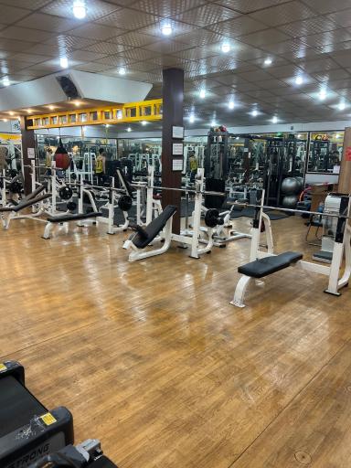 عکس باشگاه ورزشی ارمگان