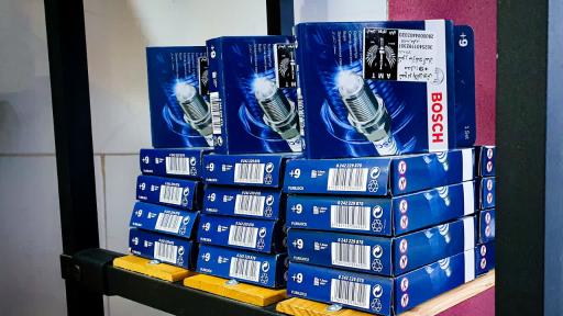 عکس بازرگانی پاور تیون