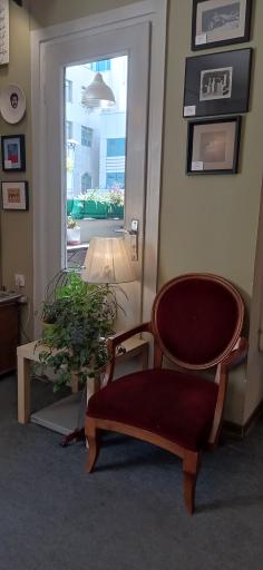 عکس کتابفروشی دی