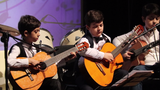 عکس آموزشگاه موسیقی هنگام 