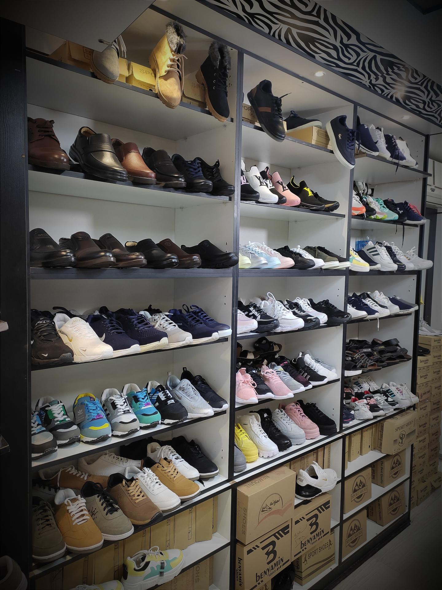 عکس کفش و کتانی شیک