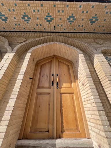 عکس هتل گران میراث رشیدیه