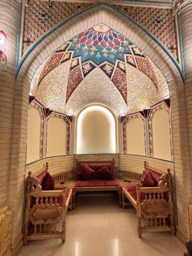 عکس هتل گران میراث رشیدیه