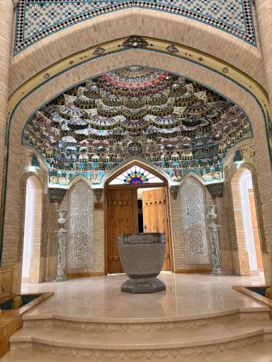 عکس هتل گران میراث رشیدیه