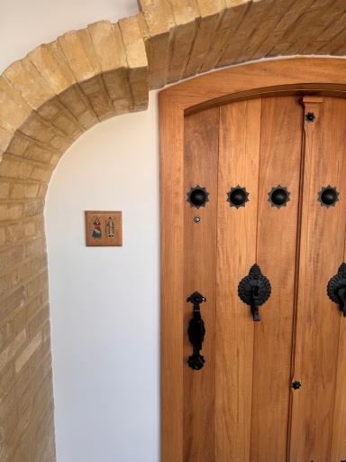 عکس هتل گران میراث رشیدیه