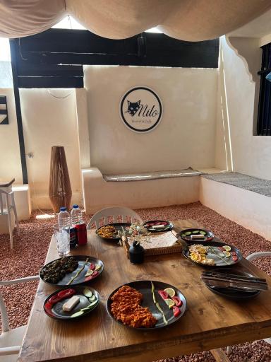 عکس اقامتگاه میلو