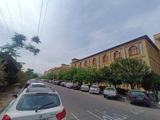 عکس هتل گران میراث رشیدیه