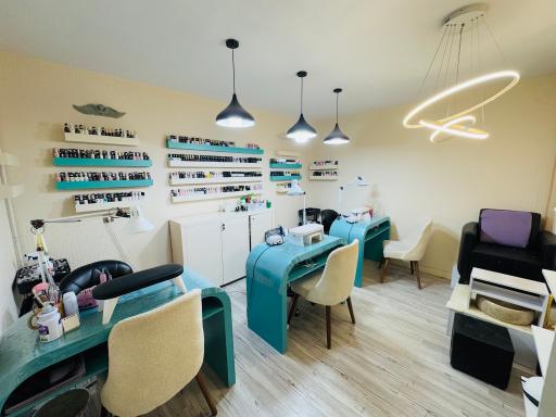 سالن زیبایی آنجل