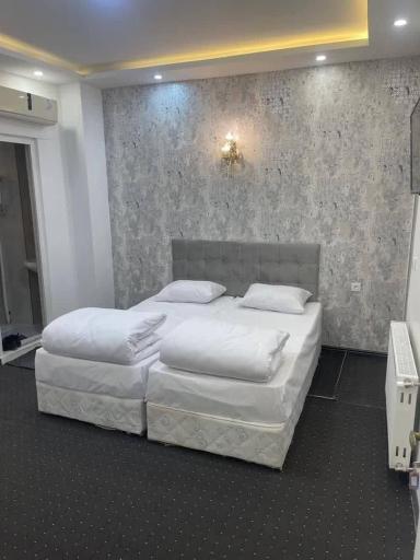 عکس هتل یاقوت