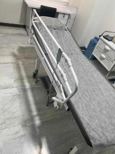 عکس مطب دکتر مرتضی حسن زاده فوق تخصص گوارش و کبد