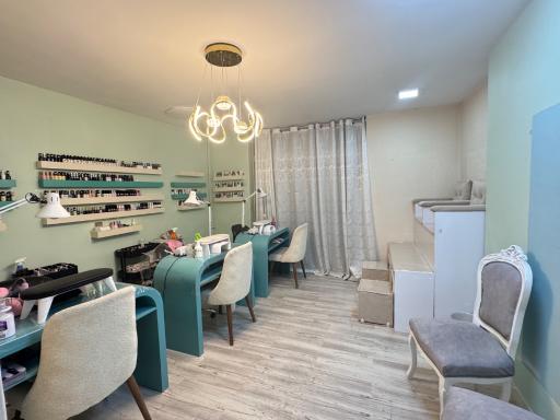 عکس سالن زیبایی آنجل