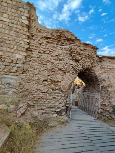 عکس معبد آناهیتا