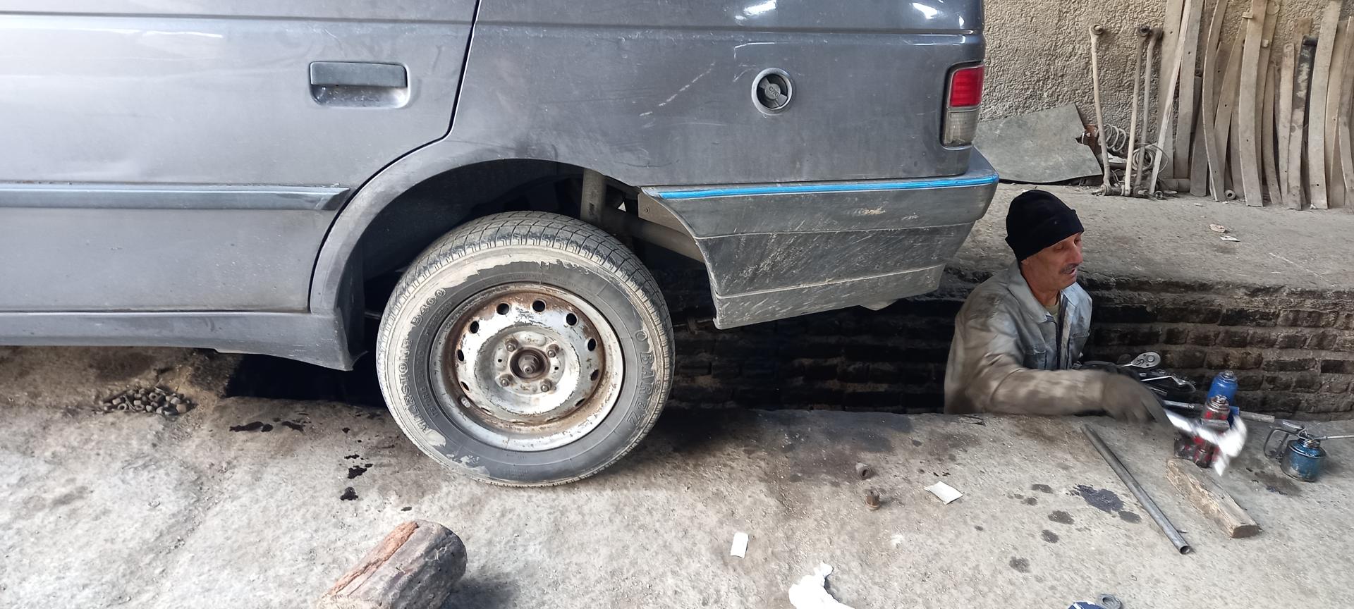 عکس فنر سازی و جلوبندی و باک سازی