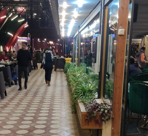 عکس رستوران دکتر خاکی