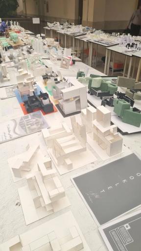 عکس دانشکده مهندسی معماری و شهرسازی