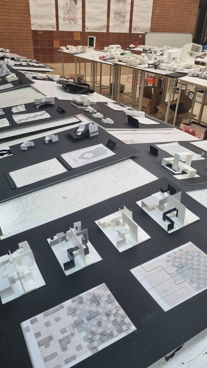 عکس دانشکده مهندسی معماری و شهرسازی