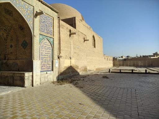 عکس درب سوم مسجد امام