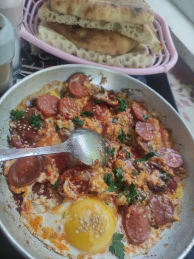 عکس کافه سنتی گلها