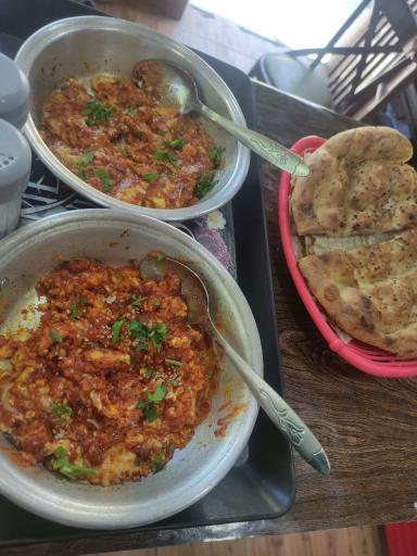 عکس کافه سنتی گلها