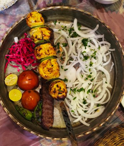 عکس رستوران شاندیز حاجی