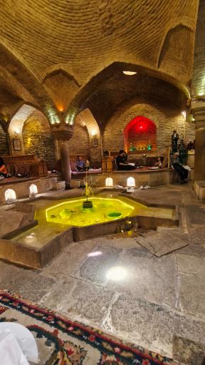 عکس رستوران شاندیز حاجی