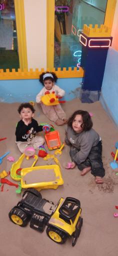 عکس خانه بازی متین