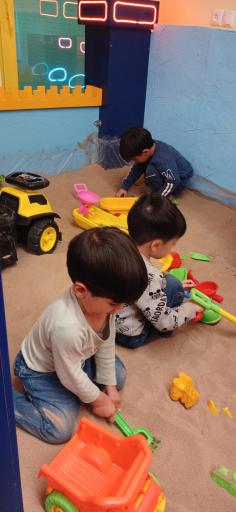 عکس خانه بازی متین