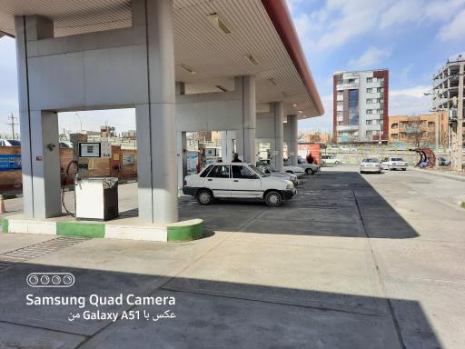 عکس پمپ بنزین